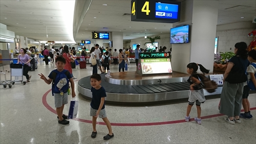 7日・飛行機に乗り遅れ・・・